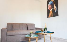 Fiera Apartment